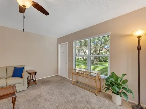 105 Spring Lake Court Vero Beach FL 32962