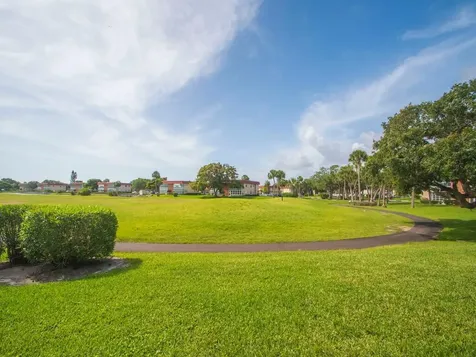105 Spring Lake Court Vero Beach FL 32962