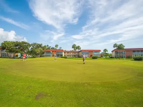 105 Spring Lake Court Vero Beach FL 32962