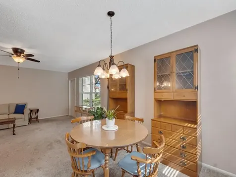 105 Spring Lake Court Vero Beach FL 32962
