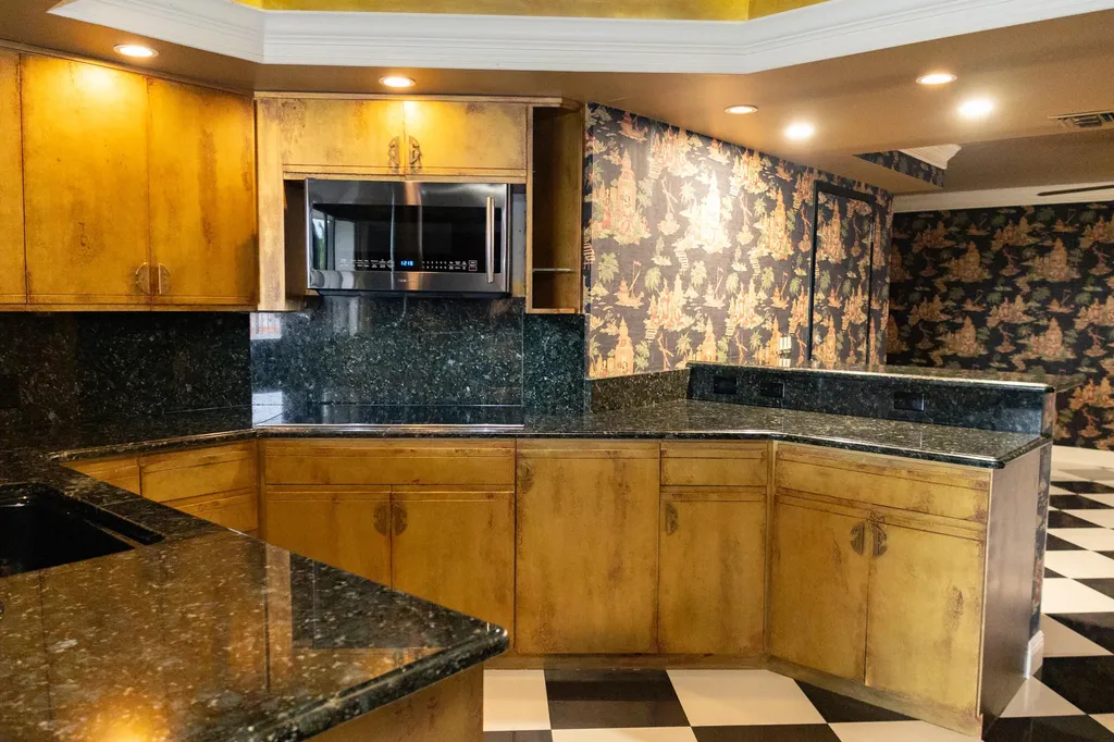 3100 NE 47th Court Fort Lauderdale FL 33308