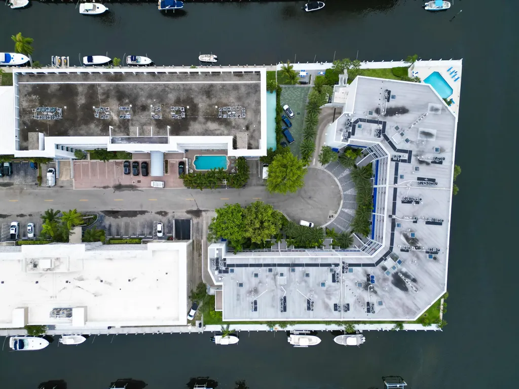 3100 NE 47th Court Fort Lauderdale FL 33308