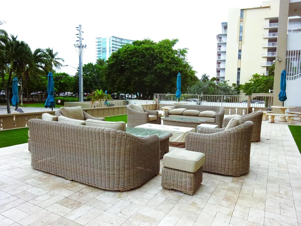 201 N Riverside Drive Pompano Beach FL 33062
