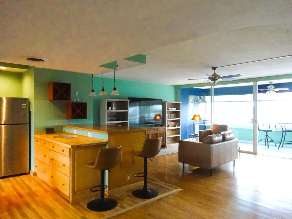 201 N Riverside Drive Pompano Beach FL 33062