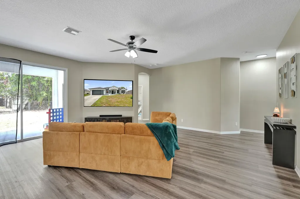757 SW Jacoby Avenue Port St Lucie FL 34953