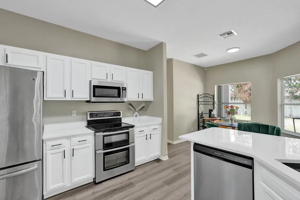 757 SW Jacoby Avenue Port St Lucie FL 34953