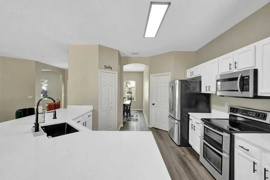 757 SW Jacoby Avenue Port St Lucie FL 34953