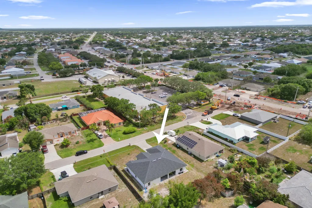 757 SW Jacoby Avenue Port St Lucie FL 34953
