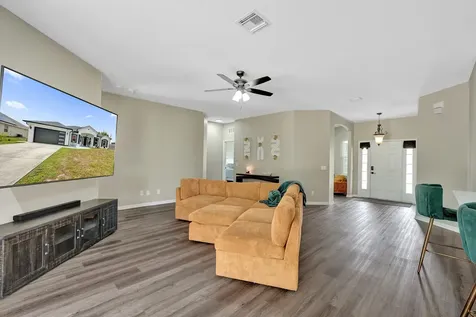 757 SW Jacoby Avenue Port St Lucie FL 34953