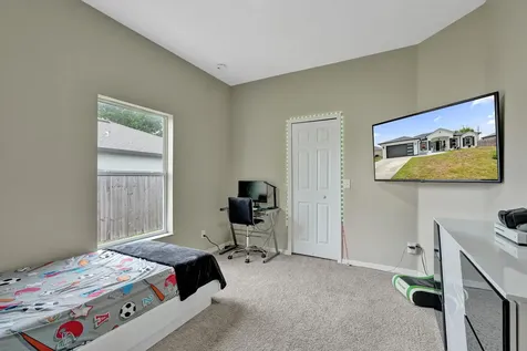 757 SW Jacoby Avenue Port St Lucie FL 34953