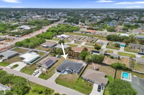 757 SW Jacoby Avenue Port St Lucie FL 34953