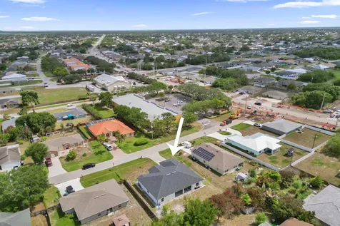 757 SW Jacoby Avenue Port St Lucie FL 34953
