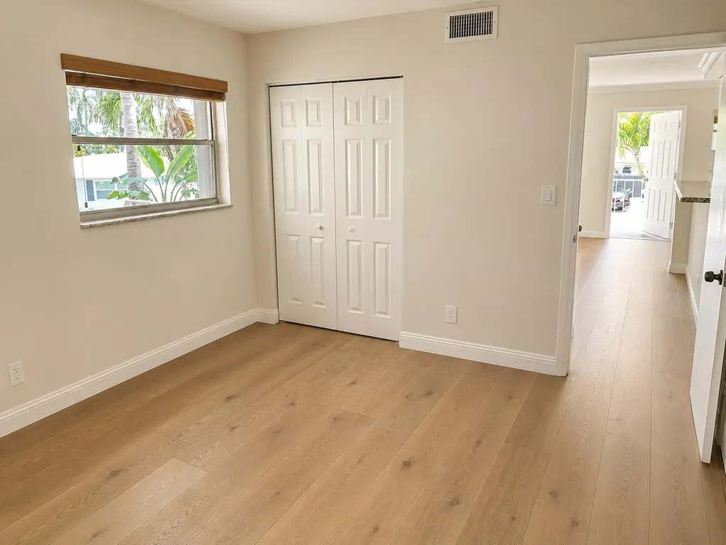 1125 NE 16th Place Fort Lauderdale FL 33305