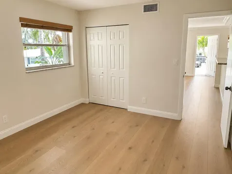 1125 NE 16th Place Fort Lauderdale FL 33305
