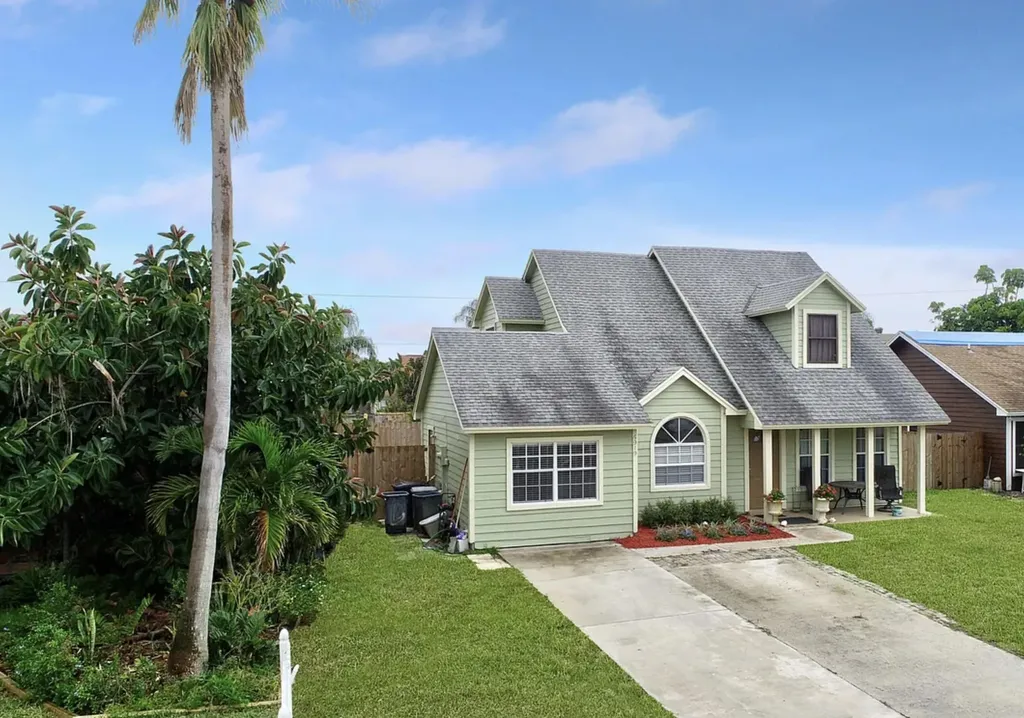 5919 SE Pine Drive Stuart FL 34997