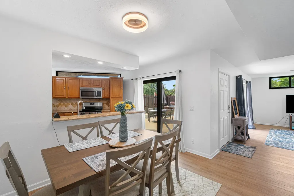 22910 Oxford Place Boca Raton FL 33433