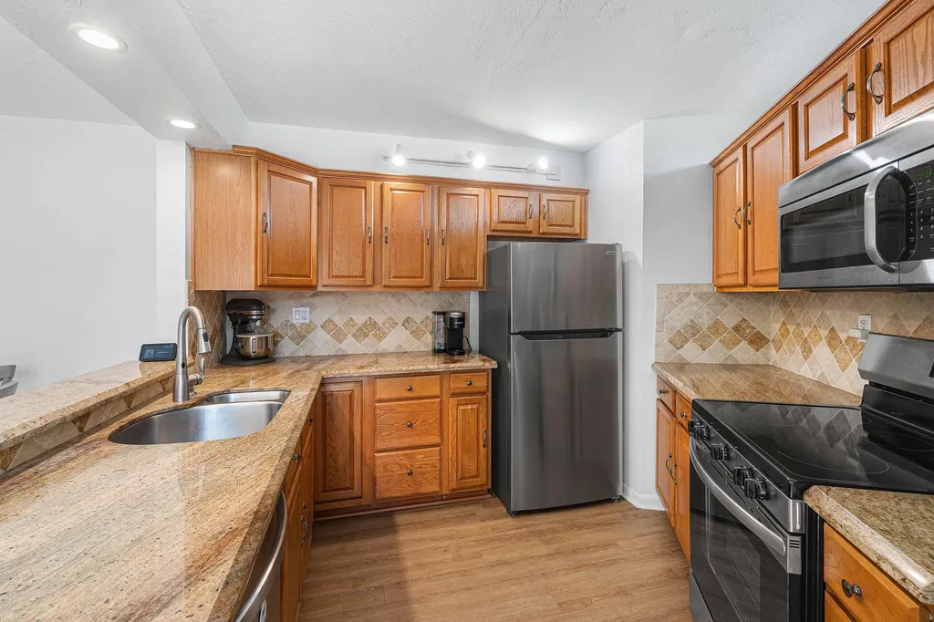 22910 Oxford Place Boca Raton FL 33433