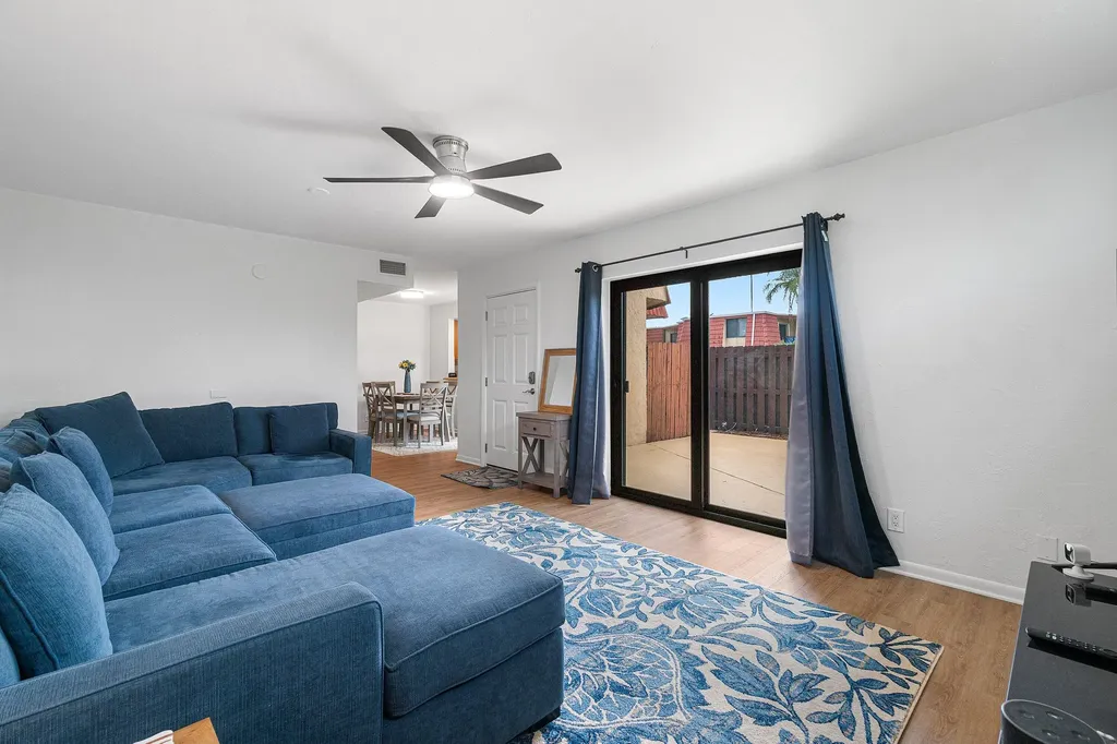 22910 Oxford Place Boca Raton FL 33433