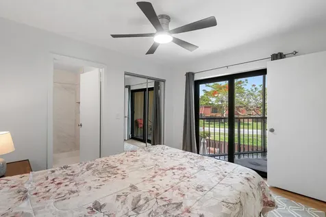 22910 Oxford Place Boca Raton FL 33433