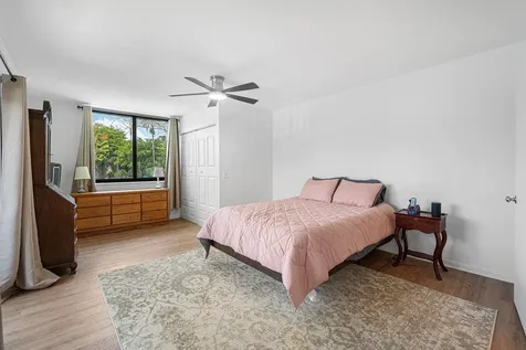 22910 Oxford Place Boca Raton FL 33433