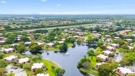 22910 Oxford Place Boca Raton FL 33433