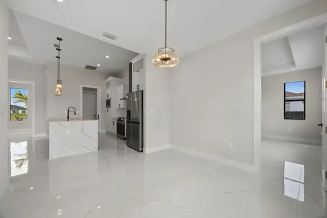2015 NW 21st Street Cape Coral FL 33993