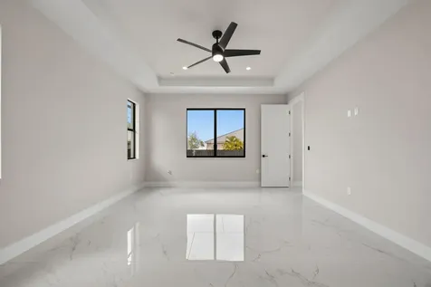 2015 NW 21st Street Cape Coral FL 33993