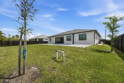 2015 NW 21st Street Cape Coral FL 33993