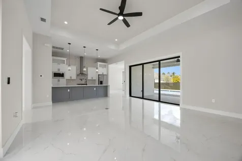 2015 NW 21st Street Cape Coral FL 33993