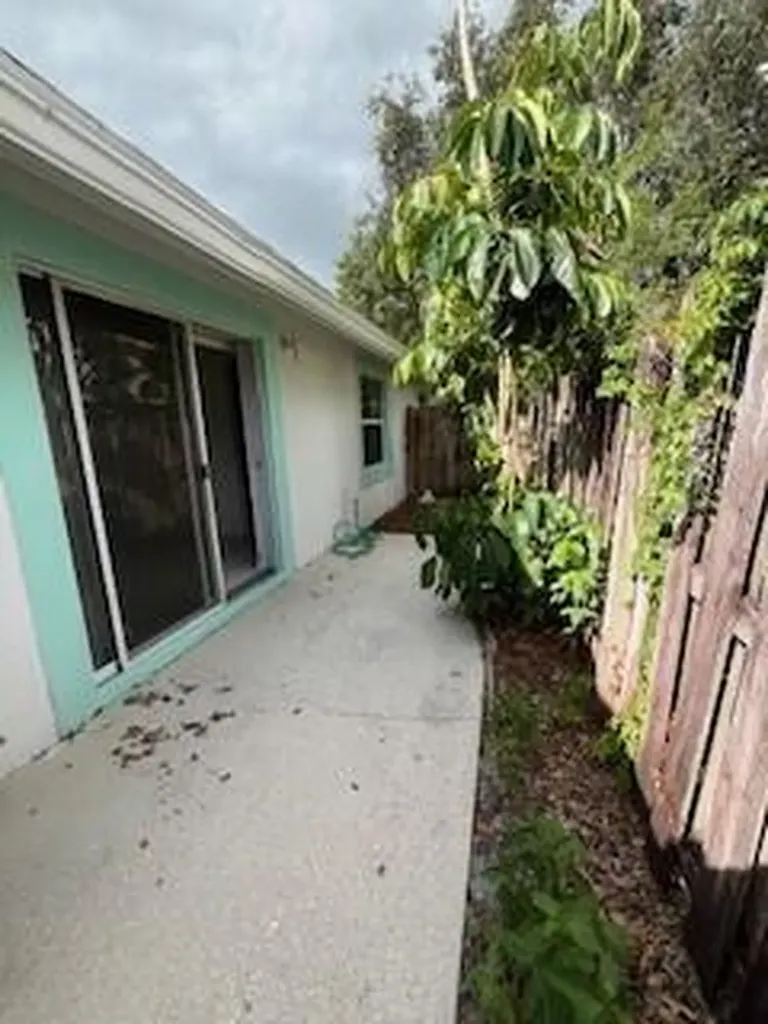 1646 Hawthorne Place Wellington FL 33414