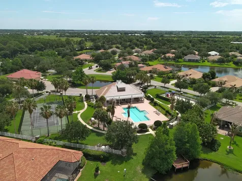 8220 Halbert Lane Vero Beach FL 32968