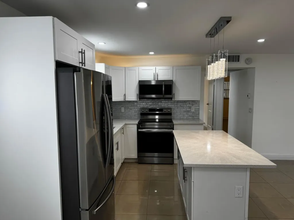 153 Monaco Delray Beach FL 33446