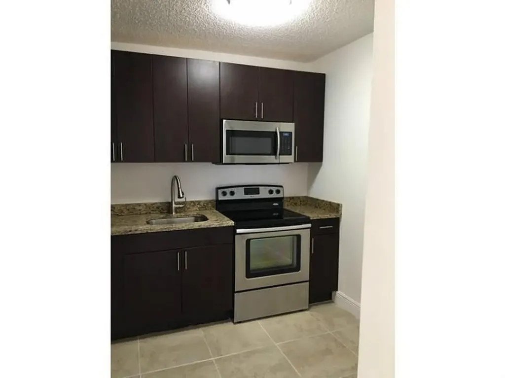 4003 N University Drive Sunrise FL 33351