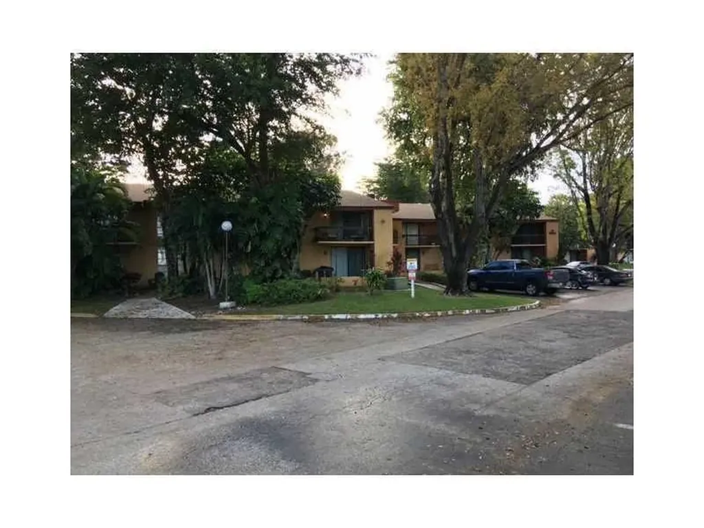 4003 N University Drive Sunrise FL 33351