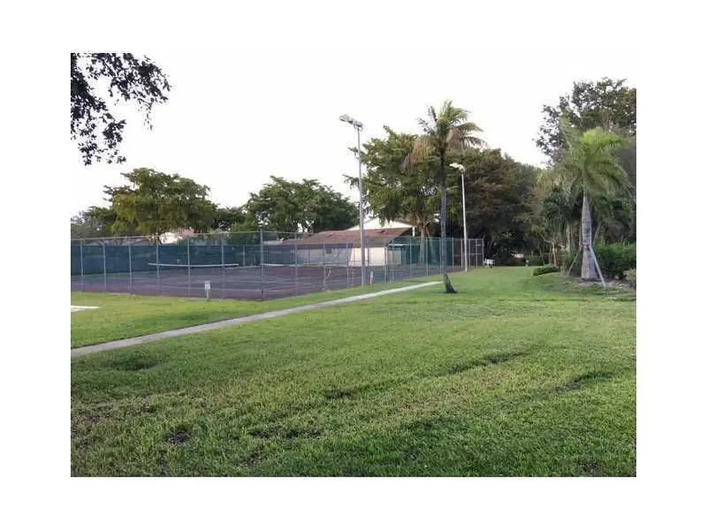 4003 N University Drive Sunrise FL 33351