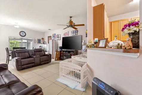 3122 Grandiflora Drive Greenacres FL 33467
