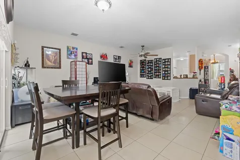 3122 Grandiflora Drive Greenacres FL 33467