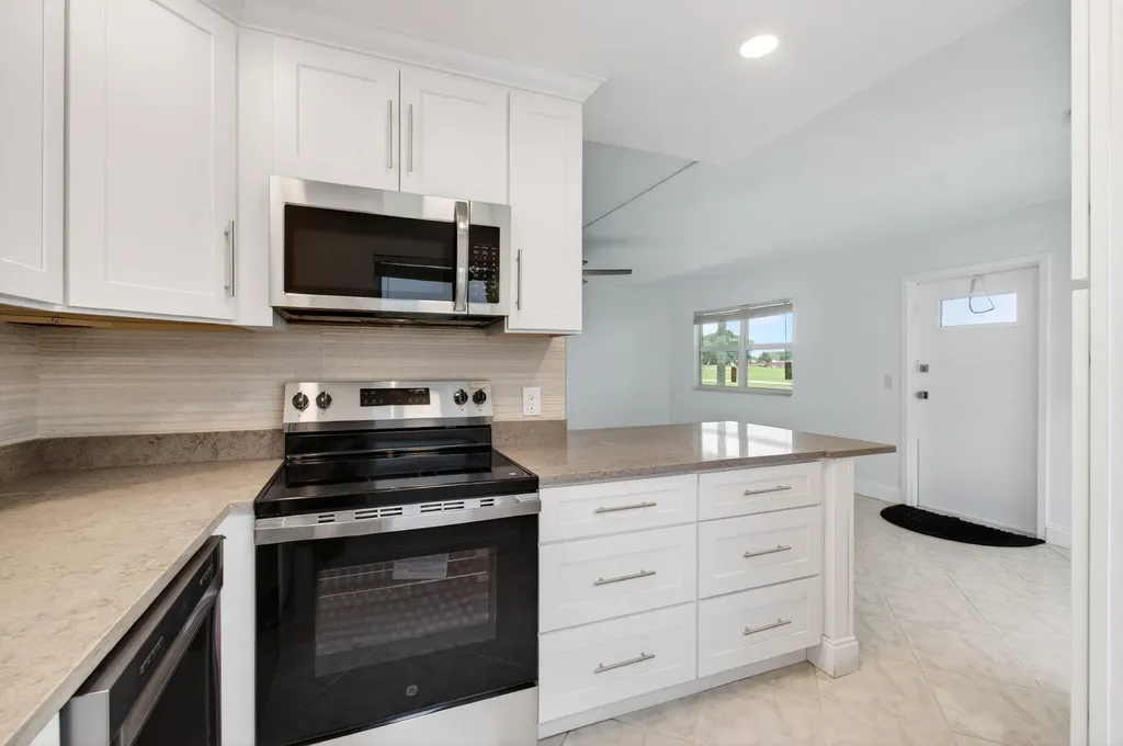 160 Tuscany C Delray Beach FL 33446