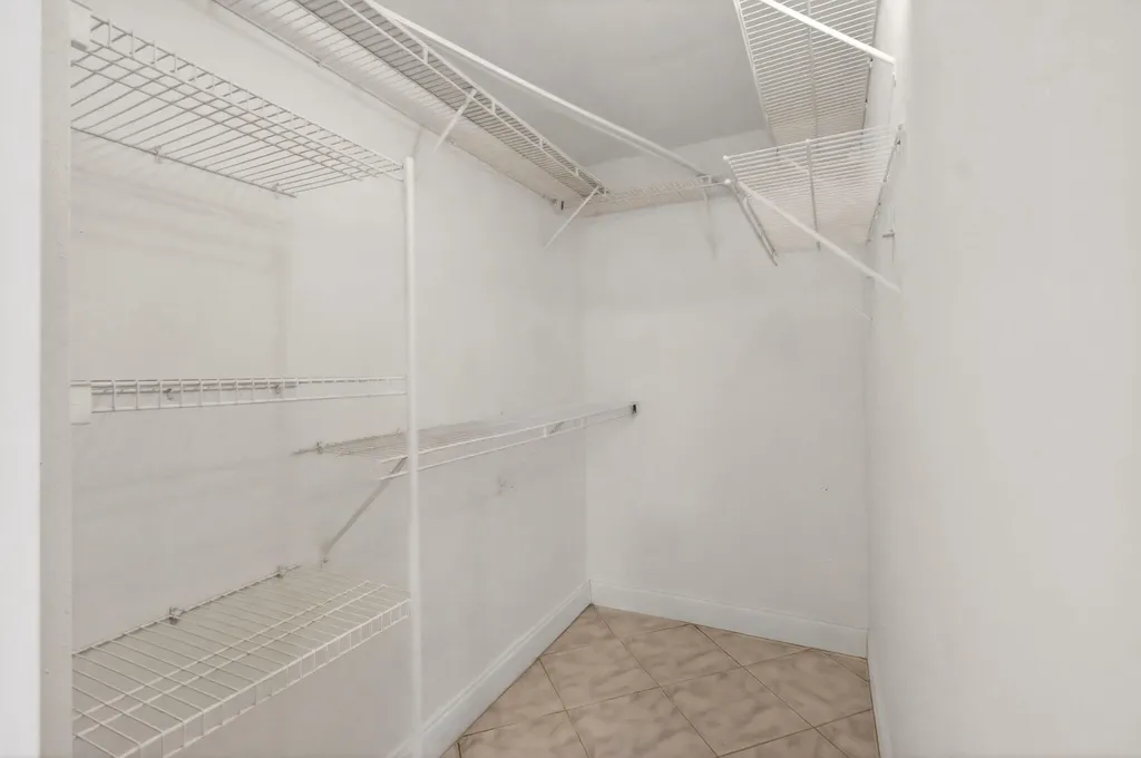 160 Tuscany C Delray Beach FL 33446