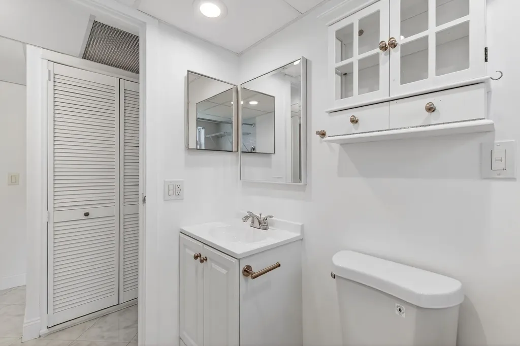 160 Tuscany C Delray Beach FL 33446