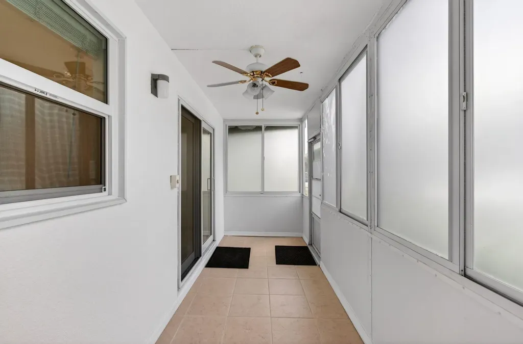 160 Tuscany C Delray Beach FL 33446