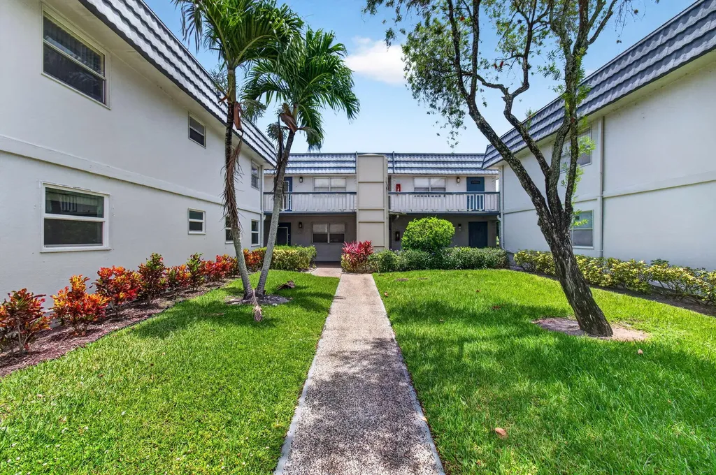 160 Tuscany C Delray Beach FL 33446