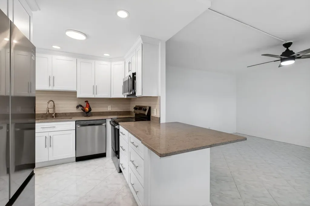 160 Tuscany C Delray Beach FL 33446
