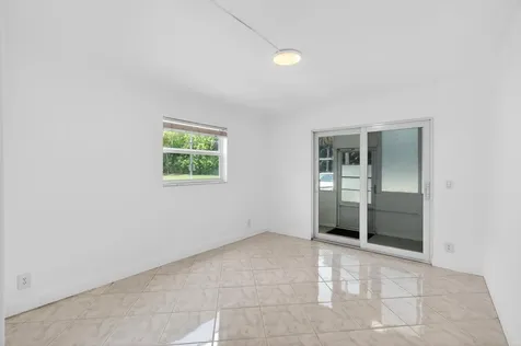 160 Tuscany C Delray Beach FL 33446