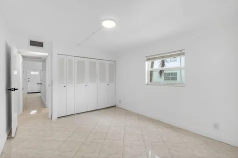 160 Tuscany C Delray Beach FL 33446