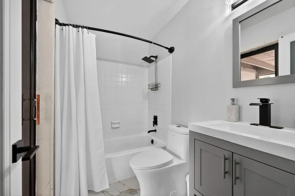 6730 NW 26th Terrace Fort Lauderdale FL 33309