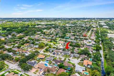 6730 NW 26th Terrace Fort Lauderdale FL 33309