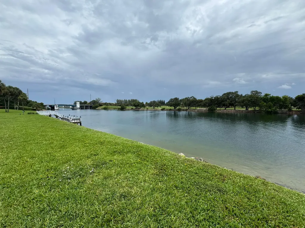 336 Golfview Road North Palm Beach FL 33408