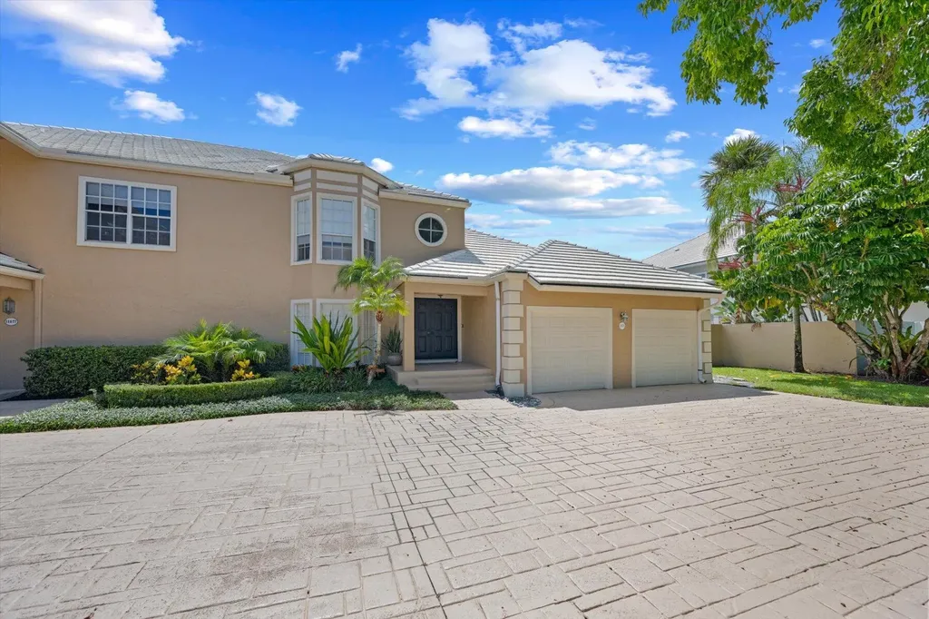 11875 Pebblewood Drive Wellington FL 33414