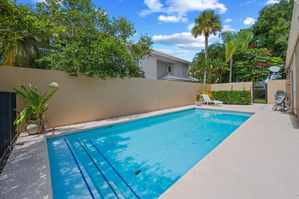 11875 Pebblewood Drive Wellington FL 33414